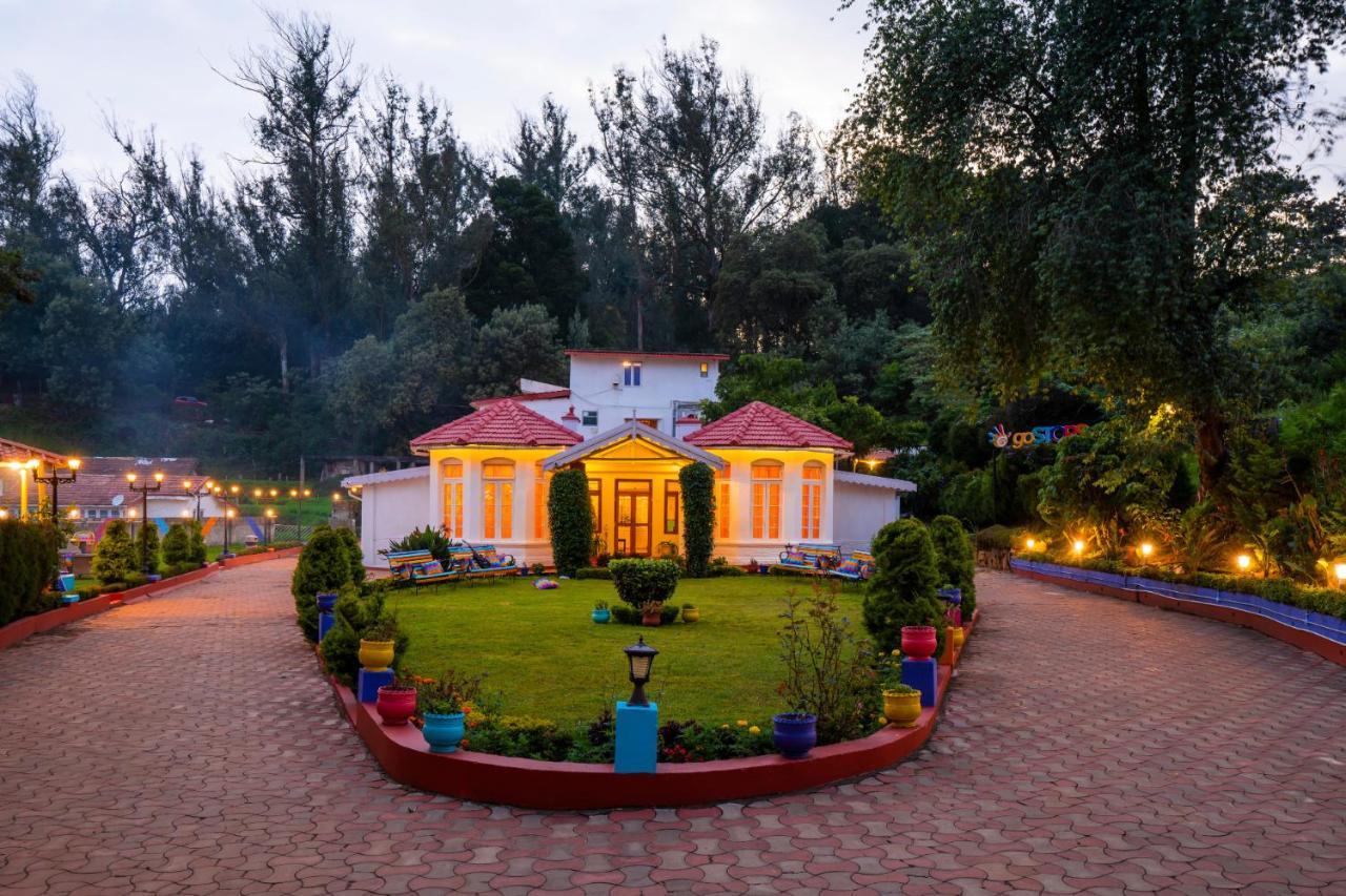Gostops Ooty Bagian luar foto
